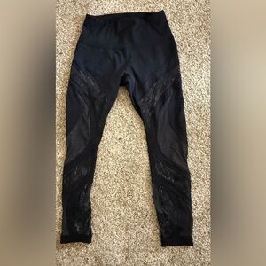 Lululemon Black Mesh Lace Cropped Leggings Size 8